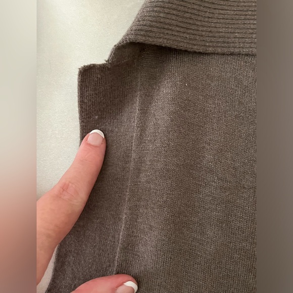 Good American Collared Henley Sweater 0/00 - Picture 8 of 11